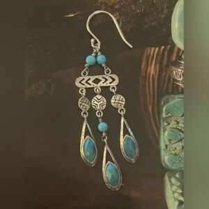 Silpada SINGLE EARRING ONLY 
Chic Chandelier Earring